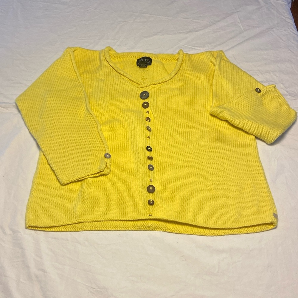 Women’s petite bright yellow button detailed sweater size M/L